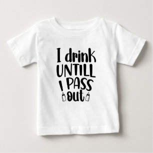 Ik Drink tot ik flauwviel   Cool Baby Bottle Gift