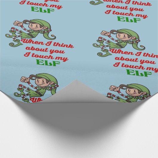 Ik druk op mijn Elf Kerstmis Humor Wrapping Paper Cadeaupapier (Hoek)