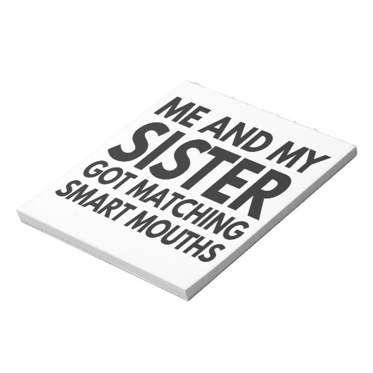 Ik en mijn zuster hebben 'n sms-moeskoek. notitieblok (Linkerzijde)