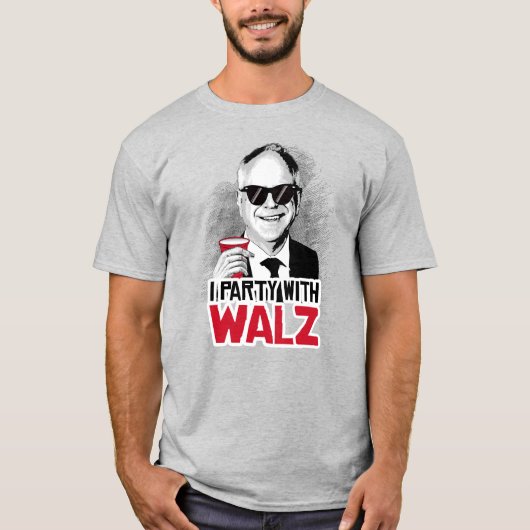 Ik feest met Tim Walz T-shirt (Voorkant)