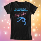 Ik ga mijn weg door de middelbare school. t-shirt