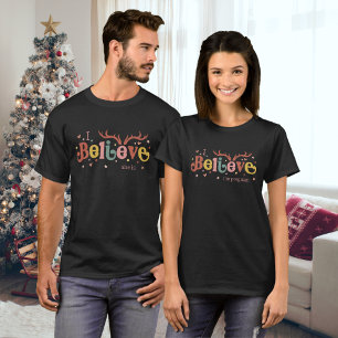 Ik geloof dat ze zwanger is met Kerstmis Couple T-shirt