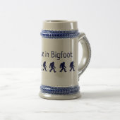 Ik geloof in Bigfoot Beer Stein Bierpul (Voorkant rechts)