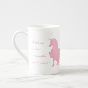 Ik geloof in de onzichtbare roze eenhoorn. porselein kop