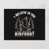 Ik geloof in jou, maar ik geloof ook in Bigfoot Briefkaart (Voorkant)