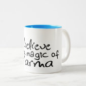 Ik geloof in Karma-Mok Tweekleurige Koffiemok (Voorkant rechts)