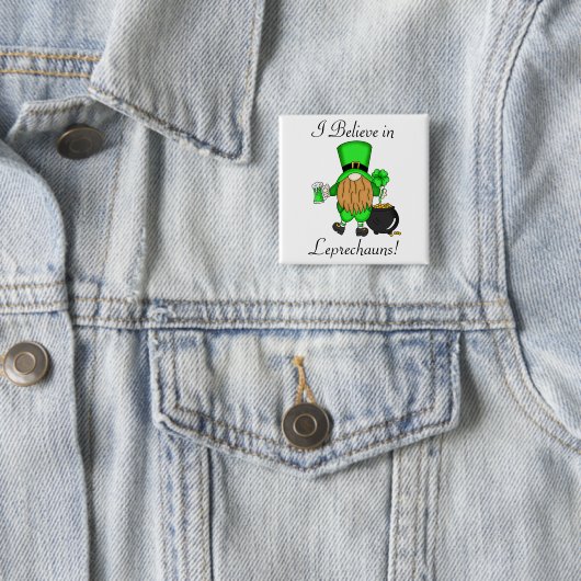 Ik geloof in Leprechauns. Vierkante Button 5,1 Cm (In situ)