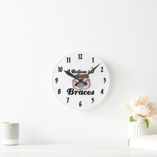 ik geloof tussen haakjes ronde klok (Huis)