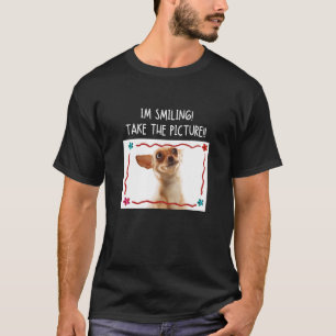 Ik glimlach om het Afbeelding Chihuahua Dog Meme T-shirt
