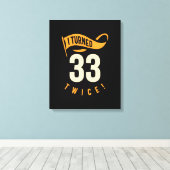 Ik heb 33 keer gedraaid. Funny 66th Birthday Canvas Afdruk (Insitu (Houten vloer))