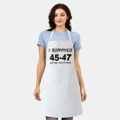 Ik heb 45-47 overleefd schort (Gedragen)