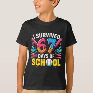 Ik heb 67 dagen school overleefd 67 Meme honkbal i T-shirt