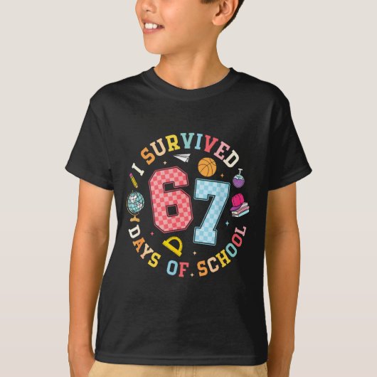 Ik heb 67 dagen school overleefd Funny Meme Leraar T-shirt (Voorkant)