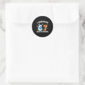 Ik heb 67 dagen school overleefd Funny Meme Zes Ze Ronde Sticker (Tas)