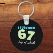 Ik heb 67 dagen school overleefd Grappige meme Stu Sleutelhanger (Voorkant)