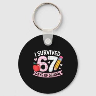Ik heb 67 dagen school overleefd Grappige meme stu Sleutelhanger