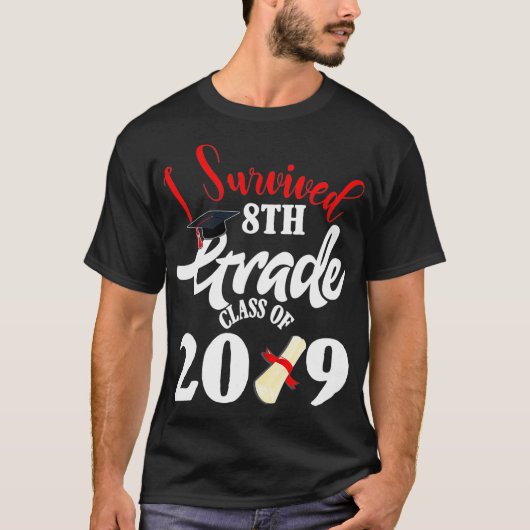 Ik heb de achtste klas overleven van de cadeautjes t-shirt (Voorkant)