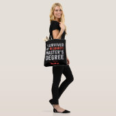 Ik heb de afstuderen van mijn man met zijn masterd tote bag (Op model)