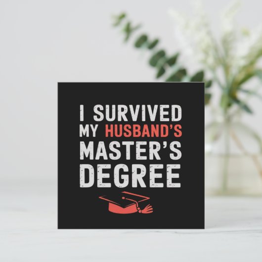 Ik heb de afstuderen van mijn mans masterdiploma o kaart (Staand voorkant)