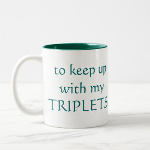 Ik heb de CAFFEINE nodig om mijn TRIPLETS bij te h Tweekleurige Koffiemok