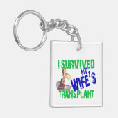 Ik heb de transplantatie van mijn vrouw overleefd sleutelhanger (Voorkant Links)
