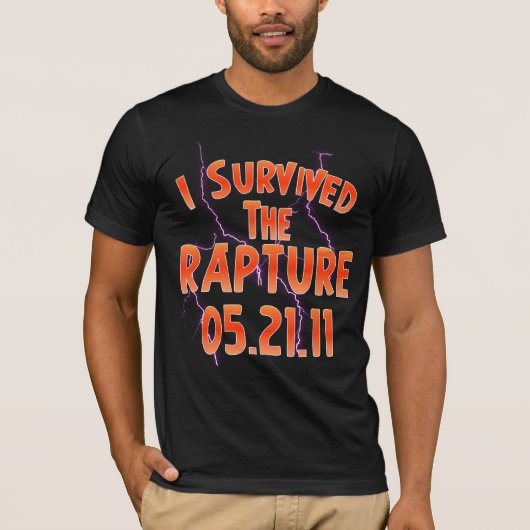 Ik heb de verkrachting overleefd t-shirt (Voorkant)