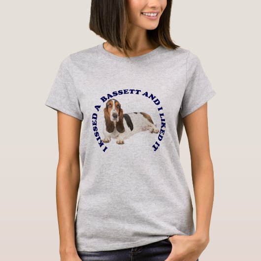 Ik heb een Bassett Hond gekust T-shirt (Voorkant)