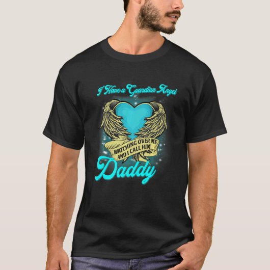 Ik heb een Guardian Angel die over me kijkt... ik T-shirt (Voorkant)