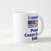 "Ik heb een HERO opgevoed, Proud COAST GUARD DAD!  Grote Koffiekop (Voorkant rechts)