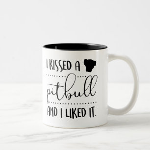 Ik heb een Pitbull gekust Tweekleurige Koffiemok