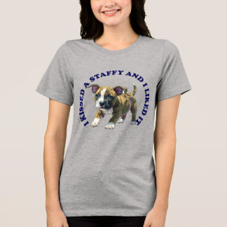 Ik heb een Staffy-puppy gekust Tri-Blend Shirt