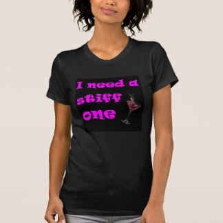 Ik heb een stijf T-shirt nodig