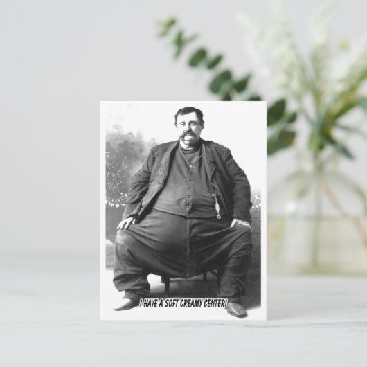 Ik heb een zacht Creamy Center ~ Fat Carnaval Man Briefkaart (Staand voorkant)