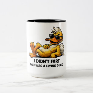 Ik heb geen scheet gelaten, het was een vliegende  tweekleurige koffiemok