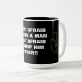 IK HEB HET NIET OVER EEN MAN TE VERLIEZEN TWEEKLEURIGE KOFFIEMOK (Voorkant rechts)