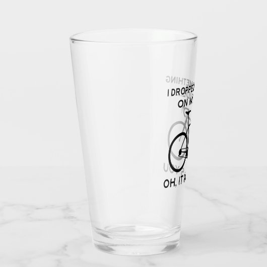 Ik heb iets op m'n ride laten vallen. glas (Rechts)