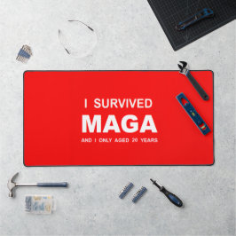 Ik heb MAGA overleefd Bureaumat