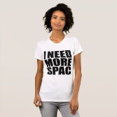 Ik heb meer spc nodig | Funny Word Play T-shirt (Voorkant volledig)