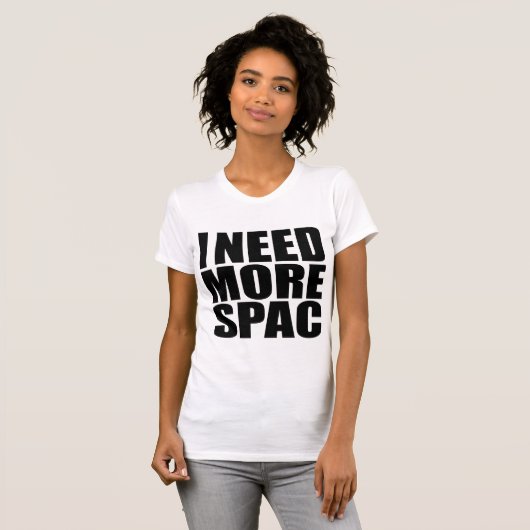 Ik heb meer spc nodig | Funny Word Play T-shirt (Voorkant volledig)