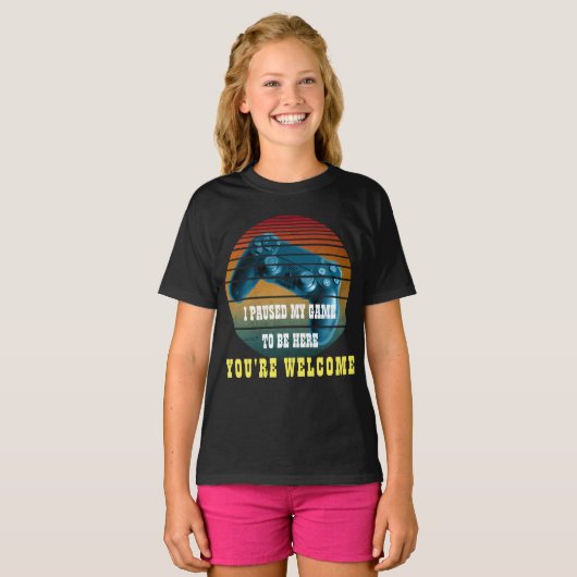 IK HEB MIJN GAME GESPECIALISEERD OM HIER TE ZIJN. T-SHIRT (Voorkant volledig)