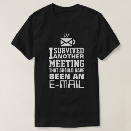 Ik heb nog een T-shirt overleefd