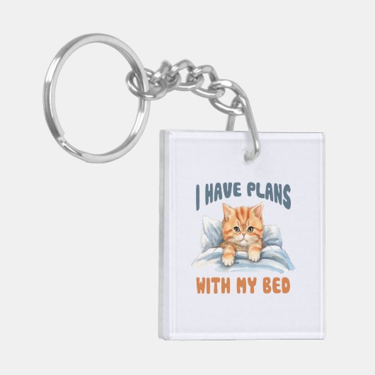Ik heb plannen met mijn bed - Gezellige Oranje kat Sleutelhanger (Voorkant Links)