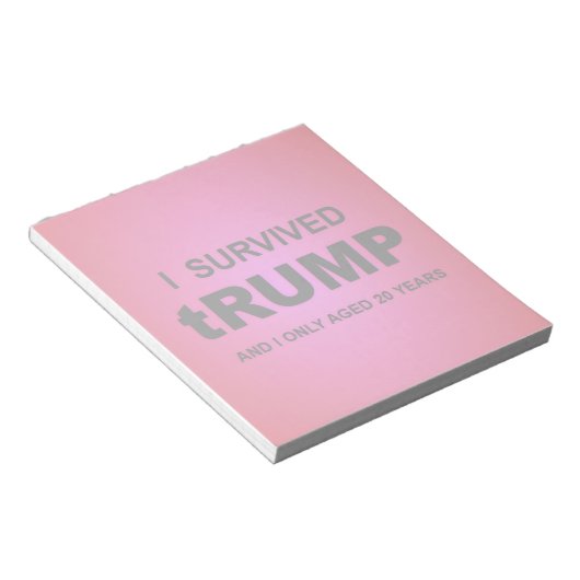 Ik heb TRUMP overleefd Notitieblok (Schuin)