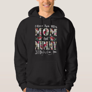 Ik heb twee titels mama en mama D Hoodie