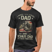 Ik heb twee titels vader en bonus Mannen van papa. T-shirt (Voorkant)