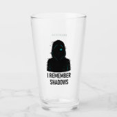 Ik herinner me Shadows - Glitched Hooded Figure De Glas (Voorkant)