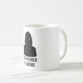 Ik herinner me Shadows - Glitched Hooded Figure De Koffiemok (Voorkant rechts)