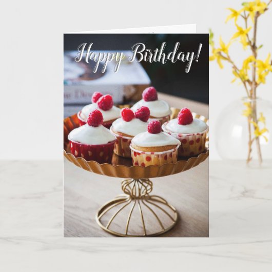 "Ik hoop dat het een zoete is" Penguin-verjaardags Kaart (Gele Bloem)