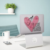 IK HOOP VAN PILATES Pilates Rocker Pose Sticker (Laptop op bureau)