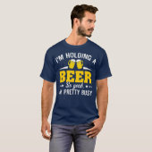 Ik hou een biertje, dus ja, ik ben . t-shirt (Voorkant volledig)